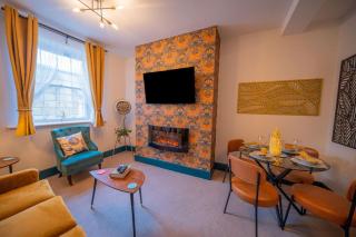 2 Bed Newly refurbished apartment, Free Parking, Pet Friendly - Gloucester - 6