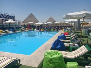 Musiem& great pyramids View - Caïro - 6