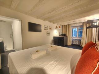 Montenapoleone - Spiga tiny suite - Milan - 3