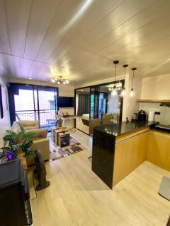 Cozy Studio near Airport - 3