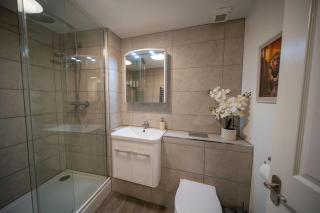Cotswolds, 2Bed 1 Bath Historic Flat, Very Central - Cirencester - 4