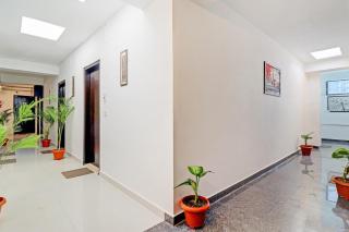 Hotel O Vasundhra Grand - Ghaziabad - 9