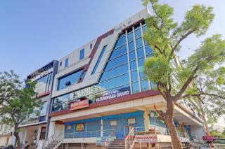 Hotel O Vasundhra Grand - Ghaziabad - 9
