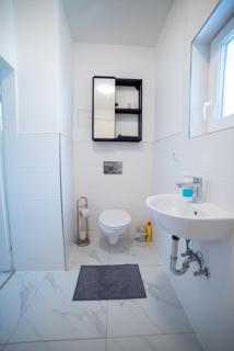 Nord-Apartment 6 I 1 Zimmer mit WLAN & Walk-In Regendusche - Bremerhaven - 1