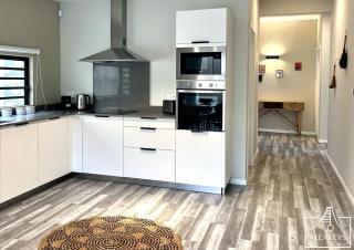 Le Solaris Grand T3 en RDC avec Piscine, Terrasse & Parking - 7