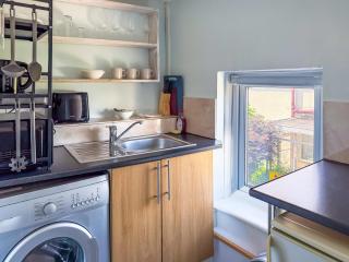 Glastonbury-FreeParking-ContactlessCheckIn-Sleeps2 - Glastonbury - 9