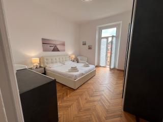 Kibilu - Luxury City Centre APT with Parking - 5