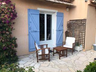 Maison chaleureuse, au calme, mais proche de tout, avec piscine privée - Antibes - 8