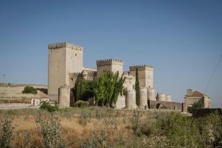 Villa y Corte Apartamentos - Ampudia - 1