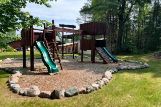 The Hunters Den - Mercer - 1