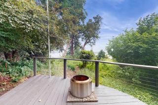 Crestview Cottage - Indianola - 7