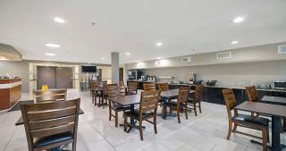 SureStay Plus Hotel by Best Western Rocklin - Rocklin - 4