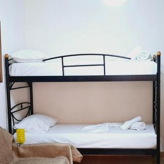 Vangelos apartment - Himare - 4