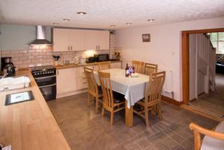 Ty Ffarm, Gogarth - - 6