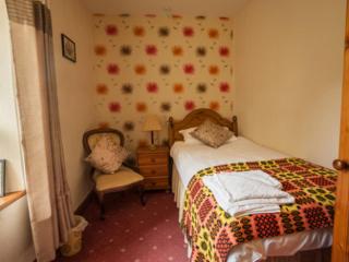 Ty Ffarm, Gogarth - - 2