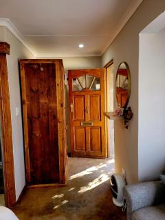 Sandstone Escape Guesthouse - Ladybrand - 3
