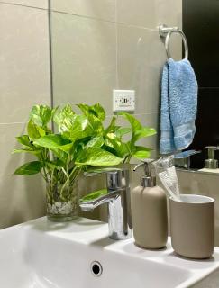 Cozy 1 bedroom condo in Uptown BGC - Manila - 2