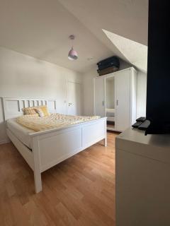 Single Room in a shared 2 rooms apartment - Niederdorla - 0