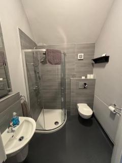 The Horseshoe Bar Townhouse Accommodation - Listowel - 2