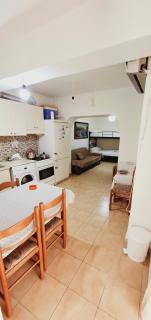 Vangelos apartment - Himarë - 6