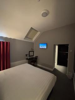 The Horseshoe Bar Townhouse Accommodation - Listowel - 4