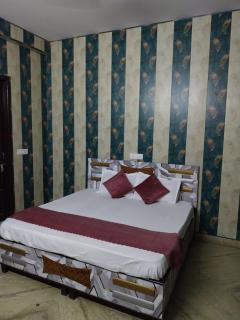 Hotel O Shubham Guest House - Gurgaon - 6