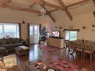 4 Bed in Aberaeron 92072 - Llanrhystyd - 3