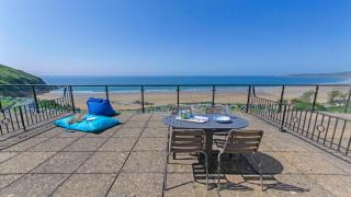 Clifton Court Apt 16 with Indoor Heated Pool & Sea Views - Croyde - 9