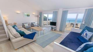 Clifton Court Apt 16 with Indoor Heated Pool & Sea Views - Croyde - 8
