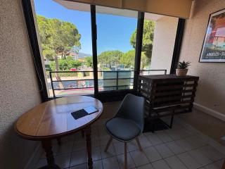 Port-Argeles T2 Cabine et parking - 1