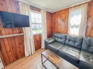 Waterfront Cabin with New Bath - Oscoda - 6
