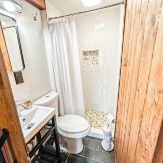 Waterfront Cabin with New Bath - Oscoda - 3
