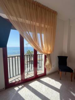 Hotel Lungomare Brancaleone - Brancaleone Marina - 2
