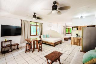 Casa Sueca Hotel - At the Beach - 2