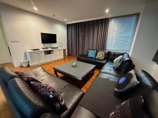 Trinity Downtown 3BR Suite Spacious Central in Silom - 7