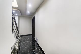 Hotel O Metro suites - Gurgaon - 1