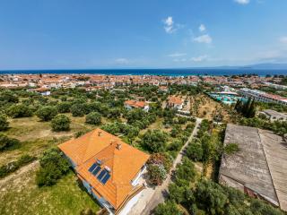 Magdalini's Seaview House by RentalsPro - Pefkohori Halkidiki - Pefkochori - 2