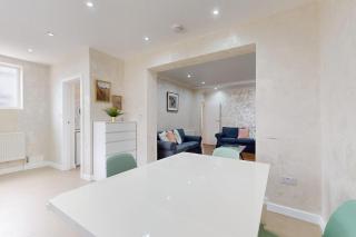 Lovely 2 Bed With Backyard 20 Min to Tooting Station - Londra - 2