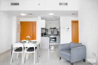 LIGHT APARTMENT by Design Studio - 4