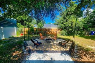 Sandy Swan - Oak Island - 0