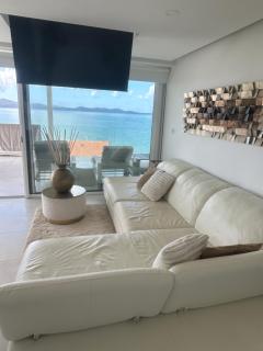 SEA VIEW LUXURY PENTHOUSE WITH SAUNA, JACUZZI AND POOL in VILLA ZADAR SUPERIOR - 4