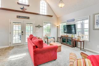 Tennessee River Retreat Multi-Level Deck and Views - Crump - 7