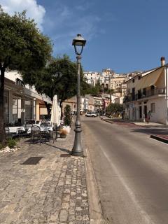 B&B Edda Maison Centralissimo sul Lungomare con Posto Auto e Giardino Privato - 9