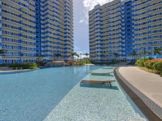 Spacious Studio unit with Balcony and Seaview - Punta Engaño - 0