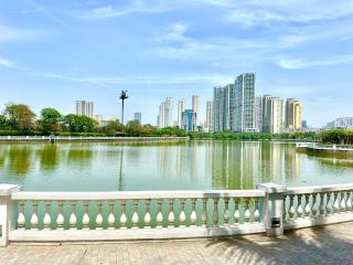 High Quality Apt With Swimming Pool, Gym, Private Walking Lake In City Centre - Hanoi - 0