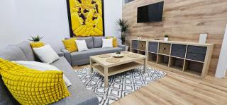 2 apartamentos juntos ideal grupos cerca Barcelona - Badalona - 2