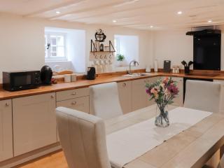 Ty Llewelyn - Conwy - 9
