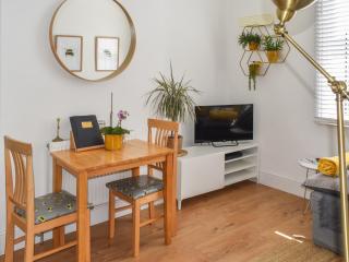 Trinity Bee - Ventnor - 0