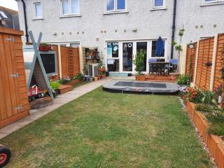 Spacious 2 bedroom Home 10 min to Dublin Airport - Donabate - 4
