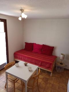 Studio en rez de jardin , vue montagne - 7